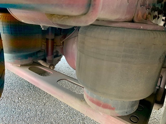 ★【532】ふそう　ファイター　増トン　冷凍ウィング　エアサス　造りボディ