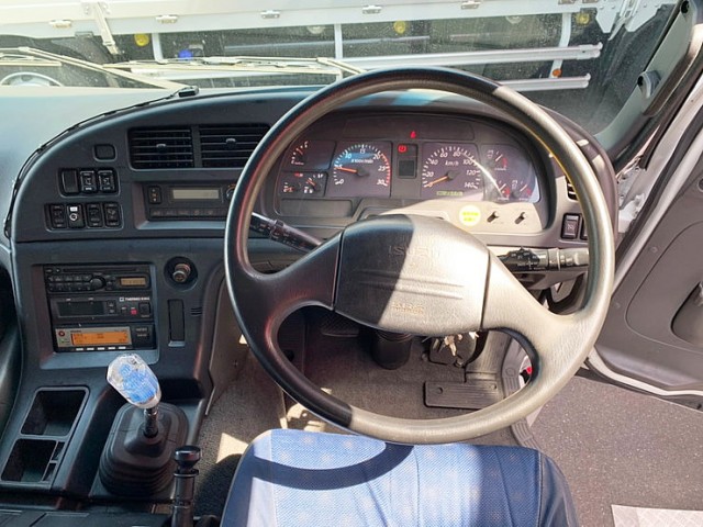 【587】いすゞ　ギガ　冷凍ウィング　直結　サーモキング　冷凍機