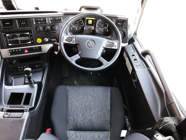 【370】ふそう　スーパーグレート　パネルウィング　エアロ付