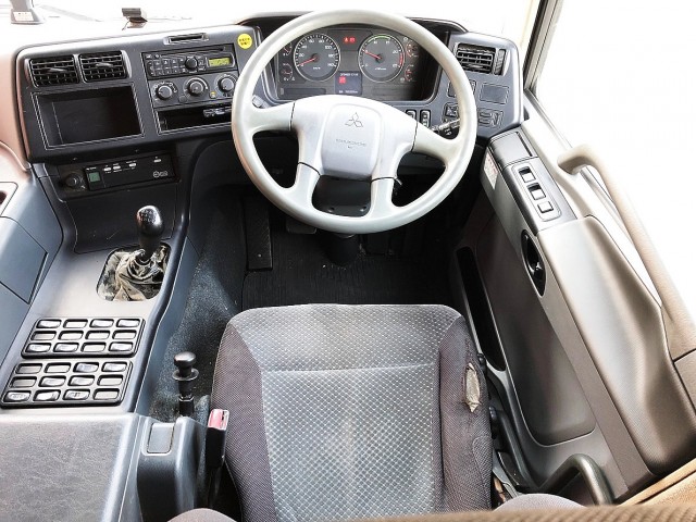 【311】ふそう　スーパーグレート　低床　アルミウイング