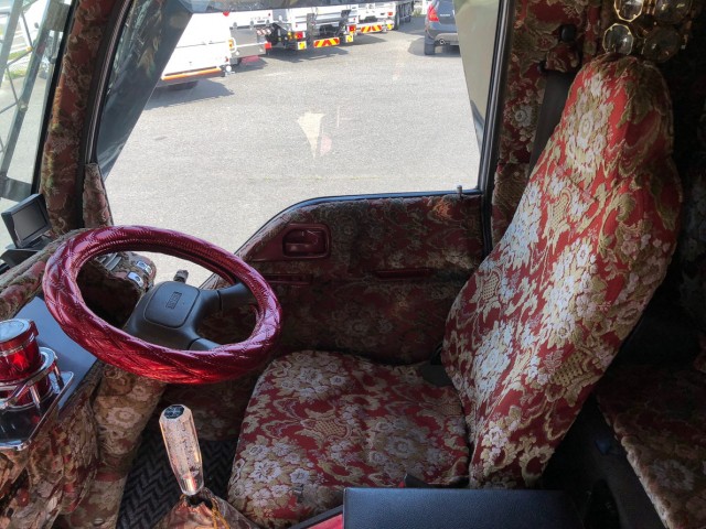 【401】いすゞ　エルフ　平ボデー　デコトラ