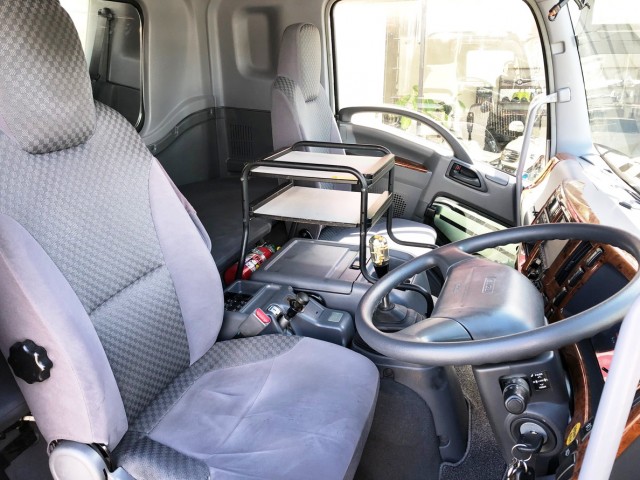 【320】いすゞフォワード 増トン 冷凍バン 現状