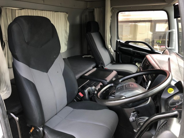 【468】日野　プロフィア　10輪　アルミウイング　ハイルーフ　リヤエアサス