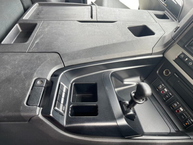 17スーパーグレート　ハイルーフ　冷凍ウィング　90アオリ　格納ゲート付　サブエンジン