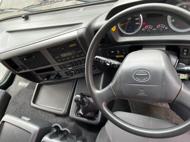 日野　プロフィア　ハイルーフ　ウィング　リア門口ステンレス　7速　E13Cエンジン