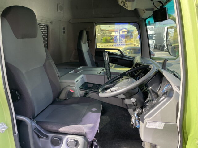 スーパーグレート　ハイルーフ　ウィング　アルミホイール　エアサス　7速MT　