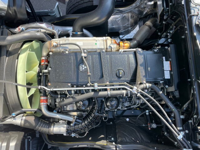 【1664】R6　17スーパーグレート　トレーラーヘッド　ハイルーフ　未使用　D尺　第5輪荷重11.500㎏　プレミアムライン