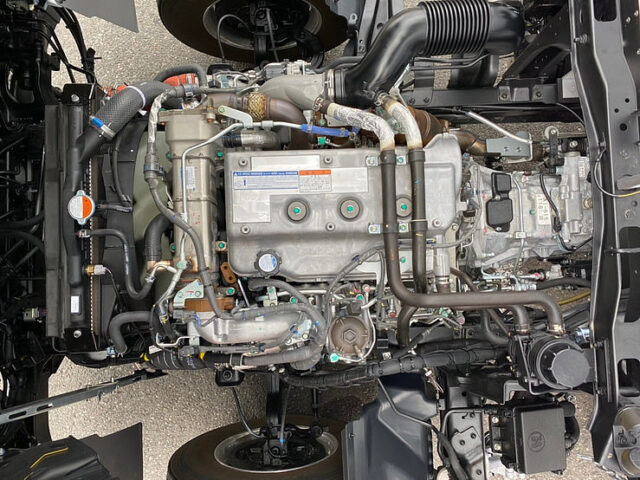 【825】R3　17レンジャー　6200ワイド　冷凍バン　エアサス　ゲート付　低温設定