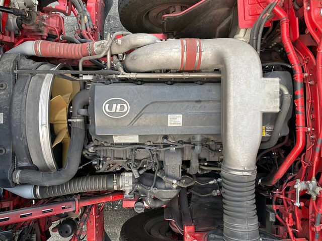 【910】H24　クオン　ハイルーフ　ウィング　室内生地張り　ステンレス多数