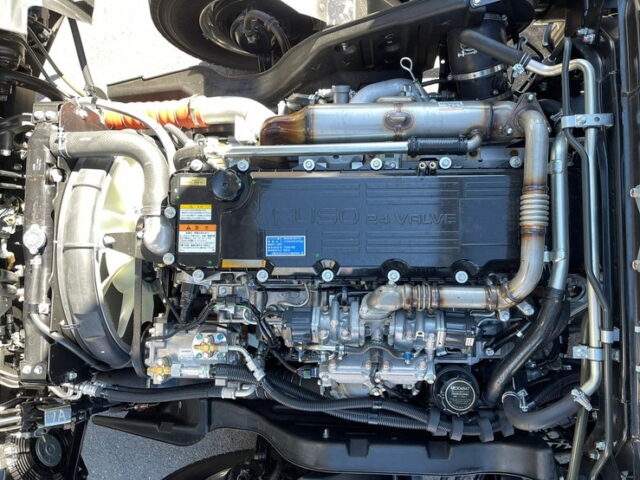 【967】R3　ファイター　冷凍ウィング　造りボディ　6500ワイド　エアサス　格納ゲート　菱重製冷凍機