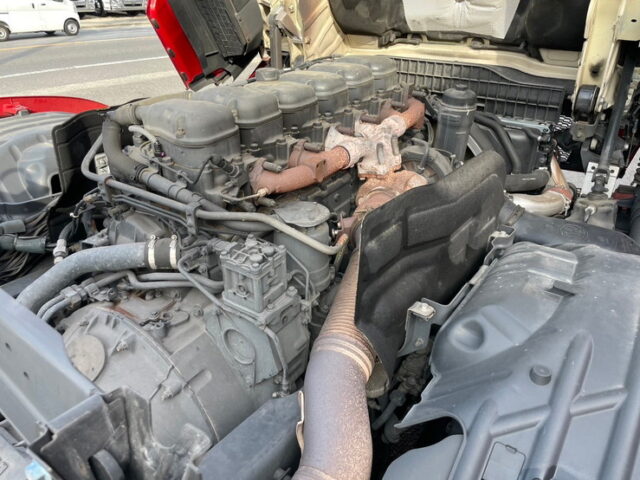 スカニア　R450　トレーラーヘッド　スライドカプラー　アルミホイール　ブタ鼻