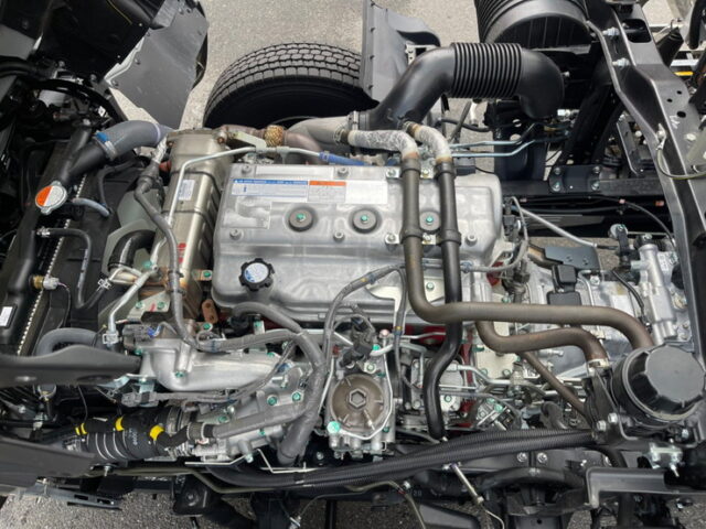 【1169】R4　17レンジャー　ハイルーフ　冷凍ウィング　6500　ワイド　240馬力　未使用