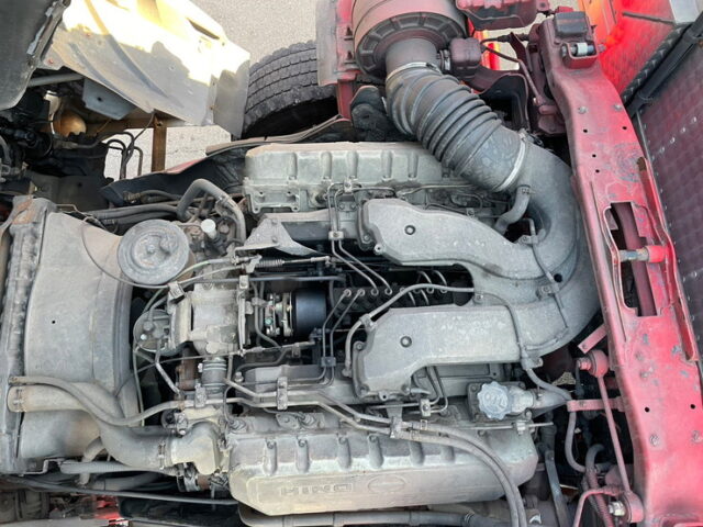 【1392】H12　テラヴィ　冷凍バン　V8　ダブルマフラー　7速　ステンレス多数