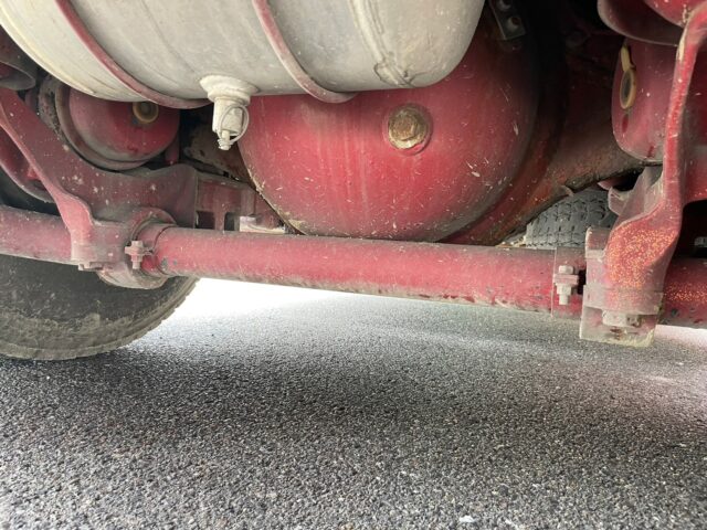 スーパーグレート　ハイルーフ　トレーラーヘッド　第5輪荷重11.500㎏　7速