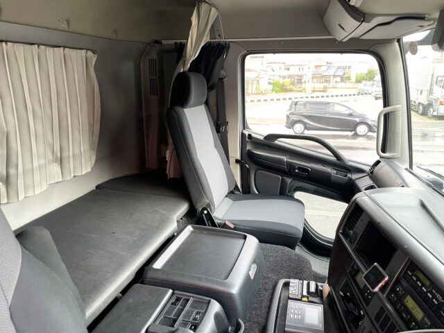 日野　プロフィア　冷凍バン　サブエンジン　キーストン　ジョロダー4列