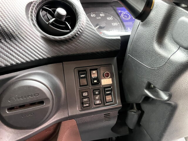 日野　17レンジャー　ハイルーフ　ウィング　ステンレス多数　6200ワイド　240馬力