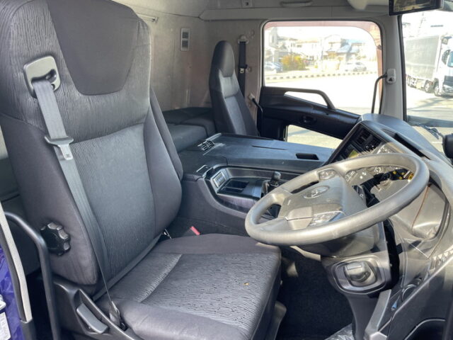 17スーパーグレート　冷凍バン　左観音扉　サブエンジン　ジョロ4キーストン　