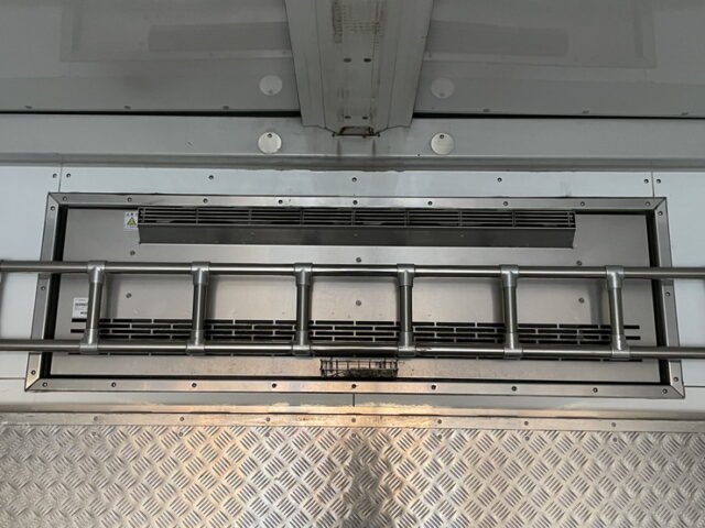 日野　プロフィア　冷凍ウィング　10輪　ジョロ4キーストン　7速　380馬力