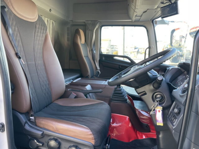 日野　17レンジャー　ハイルーフ　ウィング　6200ワイド　エアサス　240馬力