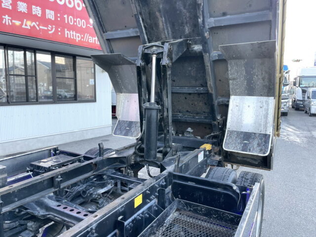 ふそう：ファイター：ダンプ：架装多数：メッキホイール：6発ターボ：240馬力