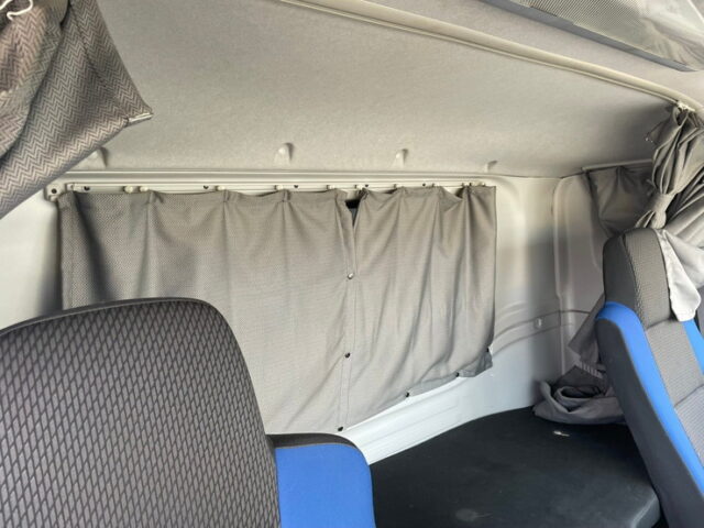 いすゞ　ギガ　ハイルーフ　アルミウィング　380馬力　リア門口ステンレス　