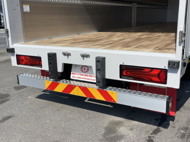 現行スーパーグレート：スーパーハイルーフ：ウィング：プレミアムライン：未使用