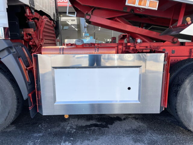 日野：17プロフィア：ダンプ：ハイルーフ：Ｌゲート：アルミホイール：メッキ多数