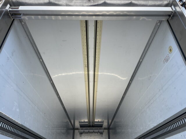 17スーパーグレート：ハイルーフ：冷凍ウィング：架装多数：90アオリ