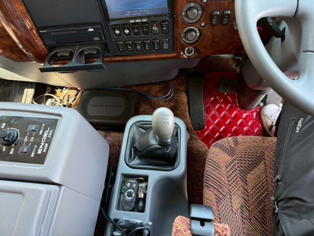 ベストワンファイター：6200セミワイド：造りボデー：ウイング：カスタム：超低走行：270馬力