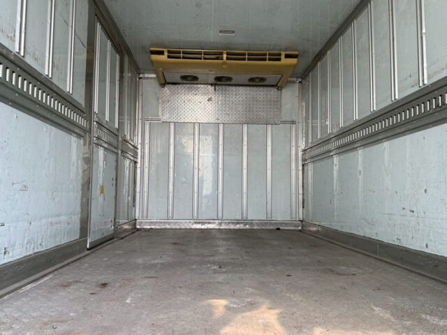 三菱ふそう：キャンター：冷凍バン：架装多数：マニ割り：サーモキング冷凍機：アルミシマ床