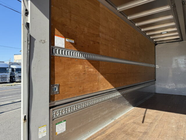 日野：17レンジャー：ハイルーフ：ウィング：6200ワイド：エアサス：跳上パワーゲート