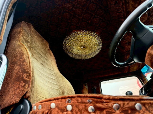 日野：プロフィア：冷凍バン：サブエンジン：アルミシマ床：架装多数：内装生地張り