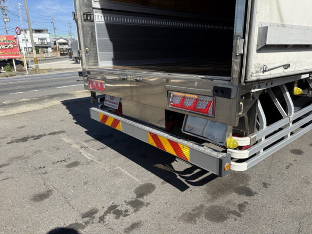 日野：17プロフィア：ハイルーフ：ウィング：リア門口ステンレス