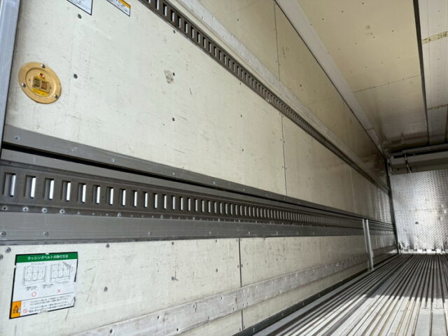 いすゞ：ギガ：冷凍ウィング：サブエンジン：ジョロ4キーストン：ステンレス多数