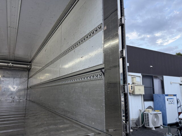 17スーパーグレート：ハイルーフ：冷凍ウィング：プレミアムライン：サブエンジン