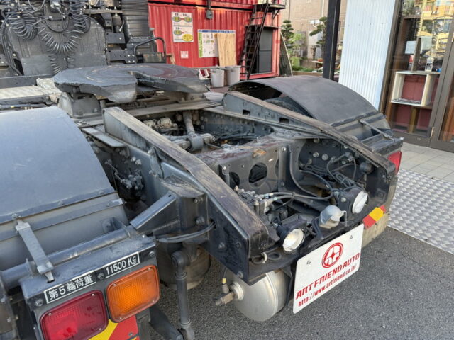 17スーパーグレート：ハイルーフ：トレーラーヘッド：アルミホイール：第5輪荷重11.500㎏