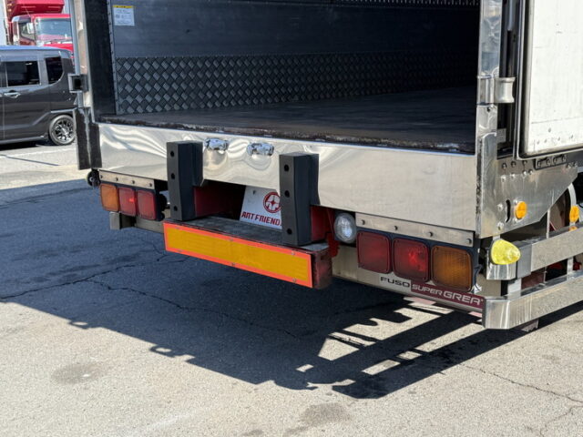 スーパーグレート：ウィング：アルミホイール：架装多数：国産エンジン：7速MT