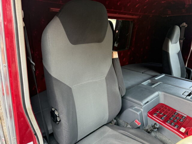 スーパーグレート:冷凍バン:左片扉:ジョロ4キーストン:サブエンジン:総輪エアサス