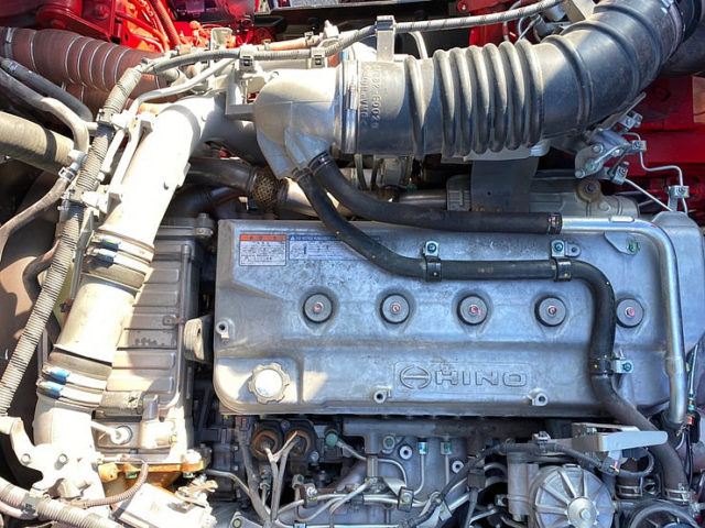 【751】日野　17プロフィア　ウィング　ステンレス多数　未使用