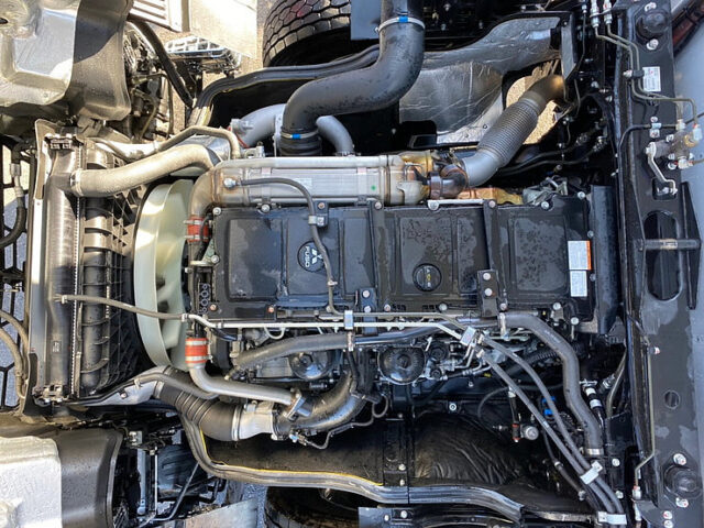 【717】登録済未使用車　スーパーグレート　冷凍バン　サブエンジン　ジョロ4キーストン