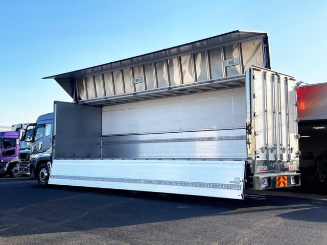 三菱ふそう　スーパーグレート　ハイルーフ　ウィング　顔面メッキ　融雪仕様