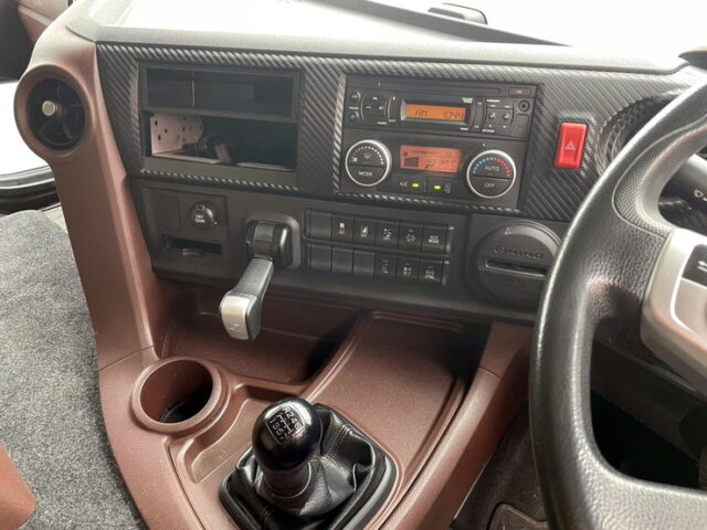 H30 プロフィア　アルミウィング　リア門口ステンレス　