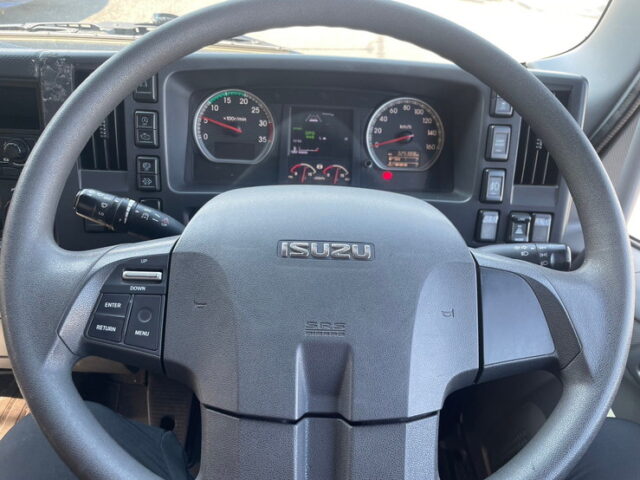 H29 いすゞ　フォワード　ワイド　アルミ平ボディ