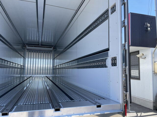 17スーパーグレート　ハイルーフ　冷凍ウィング　未登録未使用　造りボディ　格納ゲート付