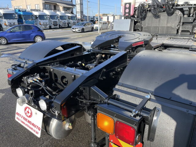 三菱ふそう　17スーパーグレート　トラクターヘッド　E尺　460馬力　リアエアサス　ハイルーフ　プレミアム