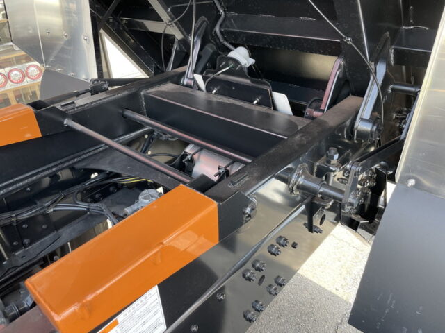 17スーパーグレート　ダンプ　5100×2200　未使用　新品ステンレス架装　7速MT　新明和ボデー