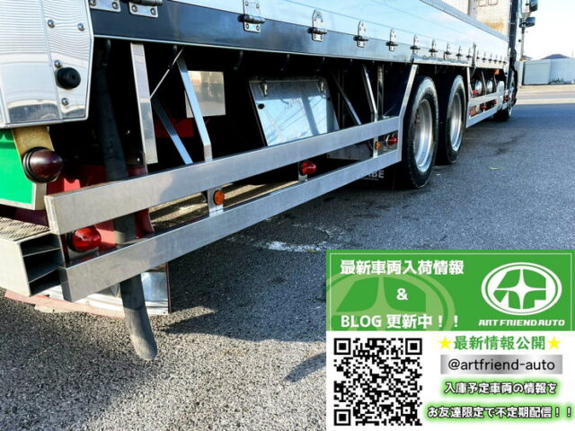 プロフィア　平ボディー　４段クレーン　ステンレス多数　　