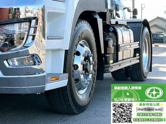 17スーパーグレート　トレーラーヘッド　ハイルーフ　未使用　E尺　460馬力　第5輪荷重11.500㎏　プレミアムライン