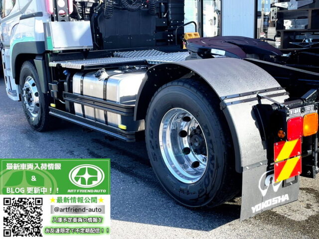 17スーパーグレート　トレーラーヘッド　ハイルーフ　未使用　E尺　460馬力　第5輪荷重11.500㎏　プレミアムライン