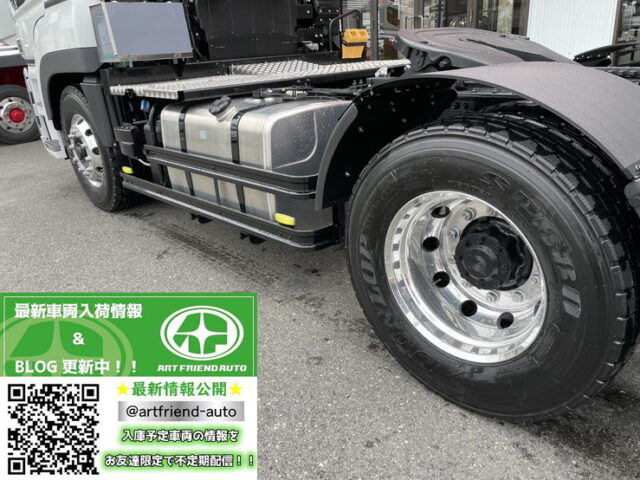 17スーパーグレート　トレーラーヘッド　スライドカプラー　未使用　E尺　460馬力　プレミアムライン